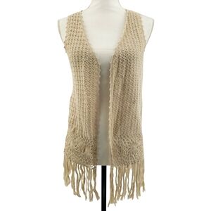 Hippie Rose Crochet Vest Size Medium Fringed Floral Open Front in Natural